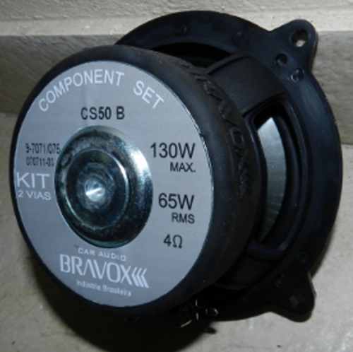 Falante Bravox - vista traseira com anel borracha