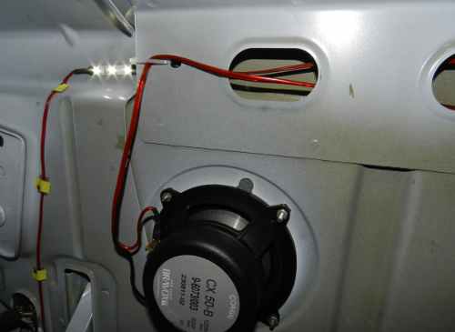 Falante traseiro esquerdo tampão