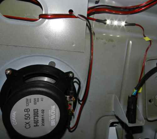 Falante traseiro esquerdo (lado motorista) tampão