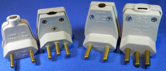 Figura 3 - Plugues NBR 10A e 20A, 2 e 3 pinos.