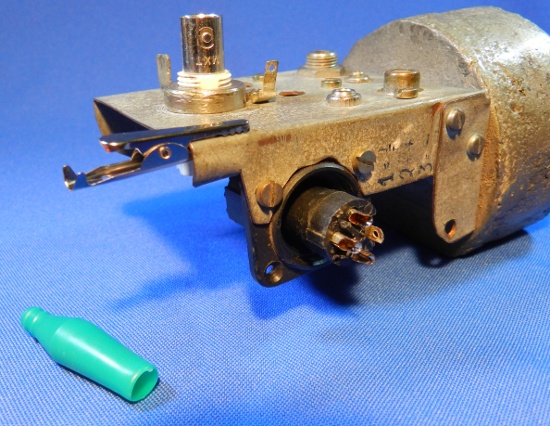 Figura 3 – Soldagem de garra jacaré.