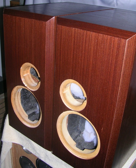 Figura 23 – Aparência das caixas, após retornarem da laminação e pintura.