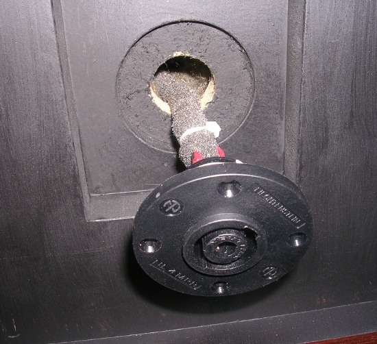 Figura 25 – Montagem do conector traseiro.