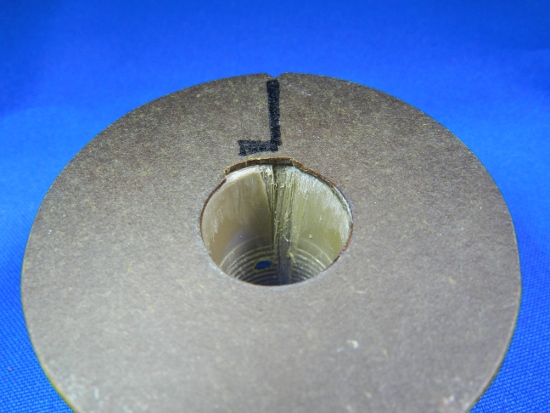 Figura 4 – Peça deslizante, vista pelo lado que faceia o enrolamento.