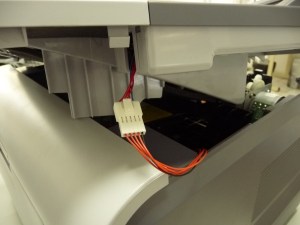 Figura 20 – Conector na tampa superior (teclas de comando e display).