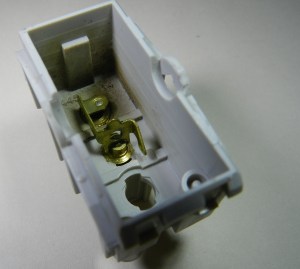 Figura 5 – Posicionamento do contato móvel.