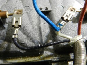 Figura 10 – Detalhe das conexões da chapa inferior.