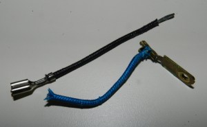 Figura 16 – Fio preto cortado no tamanho do fio azul.