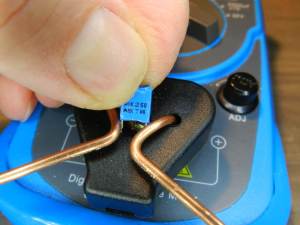 Figura 13 – Medição de pequenos capacitores.