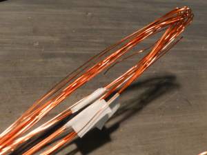 Figura 37 – Separação de 5 em 5 espiras, para evitar o amontoamento do fio.