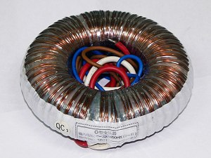 Figura 8 – Transformador toroidal de seção cilíndrica. Fonte: James Transformer Factory [7].