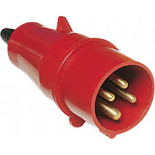 Figura 15 – Plugue industrial trifásico de 32A, modelo 4276, que atende à norma NBR IEC 60309, da Strahl. Este conector mede 7 cm de diâmetro e 14 cm de comprimento e pode trabalhar até 120ºC. Fonte: Catálodgo Strahl [2].