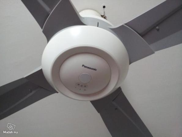 Figura 93 – Ventilador Panasonic Bayu F-M14C8 WT. Fonte: Mudah [147].