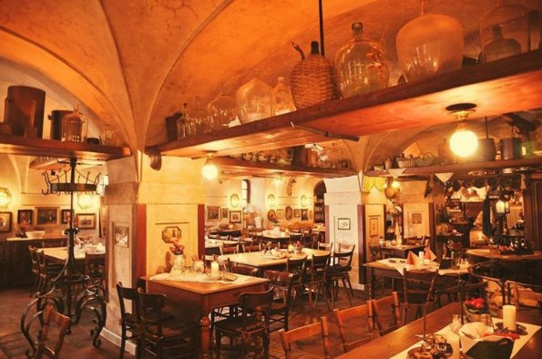 Figura 3 – Altes Handelshaus, em Plauen, Alemanha. Fonte: Chambres-Hotes [16]. 