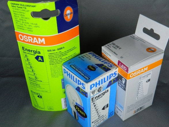 Figura 82 – Selo PROCEL de eficiência energética em lâmpadas incandescentes e fluorescentes, definido na Portaria do Inmetro 489/2010 [229]. Também foi usado em algumas lâmpadas LED, antes de sua certificação compulsória.