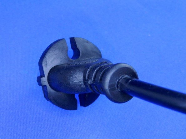 Figura 10 – Vista traseira do plugue CEE 7/17 do fogão de indução.