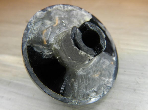 Figura 33 – Parte traseira do botão do temporizador, já esmerilhada.