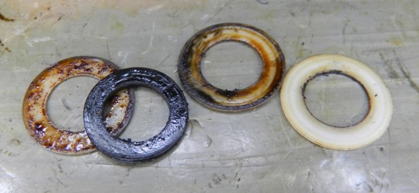 Figura 37 – Arruelas do rotor, ainda sujas. 