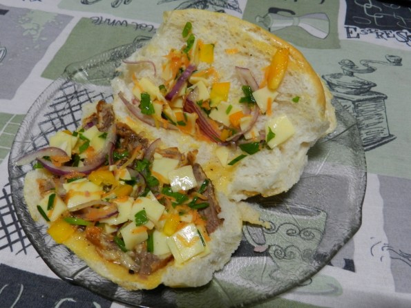 Figura 50 – Primeira camada de recheio do sanduíche.