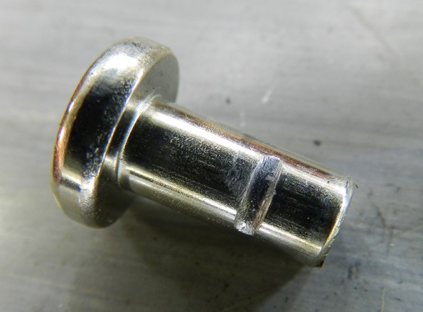 Figura 8 – Mancal do espaçador, com a marca do atrito da haste deslizante.