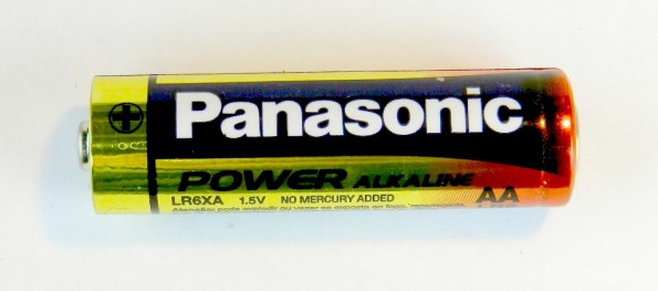 Fig. 10 – Pilha alcalina usada para montar a pilha falsa.